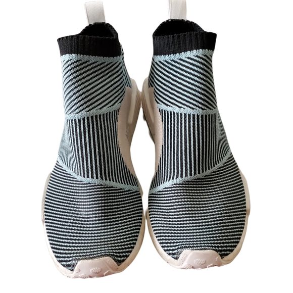 Adidas - Picture 4 of 9